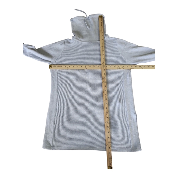 Artisan NY Women's Light Blue Turtleneck Sweater M - Picture 7 of 9